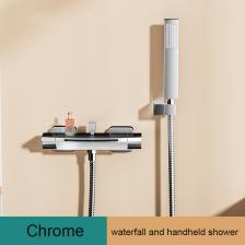 Черный настенный смеситель для ванны Водопад JIEFADZ