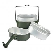 Алюминиевый кан объемом 1300 мл используется для приготовления пищи в туристических походах, любителями пикников и активного отдыха на природе. Для подвешивания над костром или для переноса походный котелок туристический имеет удобную ручку. Алюминиевый котелок имеет эргономичную форму. В котелке подвесном можно вскипятить воду для чая, или подогреть пищу. Также овальный котелок легко трансформируется в походную сковородку, благодаря удобной ручке, или походную тарелку из крышки котелка объемом 500 мл, что делает кан для похода универсальным в любой ситуации. В котелок для похода можно собирать ягоды или грибы. Корпус подвесного походного котелка с плоским дном позволяет использовать его как в походных, так и в домашних условиях на газовых и электрических плитах. Компактный и легкий туристический котелок из алюминия устойчив к высоким температурам, коррозии и ржавчине, поэтому прослужит долгие годы. Походный набор посуды удобен в использовании, его легко мыть и хранить. Посуда для похода и кемпинга – хороший подарок любителям активного отдыха на любой праздник. Размер котелка с ручкой: 18*20*13 см Объем крышки котелка: 500 мл Объем котелка: 1300 мл Вес котелка: 490 грамм Материал: пищевой алюминий