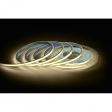 Светодиодная лента из линейки PRO работает от постоянного тока с напряжением 24 В.Благодаря светодиодам COB, излучающим световой поток, равный 1200 Лм/м, лента является прекрасным решением для организации основного освещения и ярких декоративных подсветок.Она подойдет для создания основного освещения на базе многоуровневых потолков, а также будет отличным выбором для освещения торгового оборудования или требующих большой яркости рекламных вывесок. По сравнению с лампами накаливания светодиодная лента эквивалентна лампам мощностью 120 Вт.Данная модель светодиодной ленты обладает теплым белым цветом свечения с цветовой температурой 3000 К. При выборе светодиодной ленты важно учитывать такой параметр, как потребляемая мощность, чтобы правильно подобрать блок питания. У данной модели этот показатель равен 15 Вт на метр.Степень защиты этого изделия соответствует стандарту IP65 в ПВХ, что позволяет использование не только во влажных помещениях, но и на улице.Отрезать светодиодную ленту можно в специально отмеченных местах, которые располагаются через каждые 50 мм.Компактные размеры светодиодной ленты с шириной 8 мм и основанием из гибкой двухслойной медной подложки дают огромное преимущество при создании любых дизайнерских фантазий.