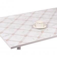 Силиконовое покрытие хорошо защищает поверхность от влаги и загрязнений.Предназначено для защиты различных видов поверхностей.Изделие простое в уходе и уборке.Покрытие позволит дополнить и украсить любой интерьер.