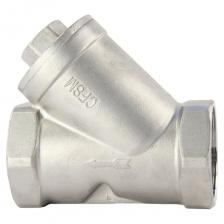 Фильтр муфтовый сетчатый DN.ru YS-316 предназначен для улавливания стойких механических примесей в рабочей среде. Он задерживает все твердые частицы, чьи размеры превышают размеры ячеек, а магниты улавливают даже мелкие намагниченные металлические частицы. Фильтры хорошо зарекомендовали себя на стальных, чугунных и пластиковых трубопроводах различных систем. Применимы в системах холодного и горячего водоснабжения, отопления и теплоснабжения, водозабора и водоподготовки, транспортировки синтетических и минеральных масел, на газопроводах. Все характеристики фильтра соответствуют международным стандартам DIN. Принцип работы сетчатого фильтра заключается в том, что рабочая среда, проходя через фильтрующий элемент (сетку), очищается от механических взвесей. Основные характеристики: Давление номинальное: 16 бар Температура среды: от -20°C до +230°C Материал корпуса, фильтра: нержавеющая сталь AISI 316 (аналог 08Х17Н13М2) Рабочая среда: воздух, пар, газ, масла, вода техническая Прокладка: PTFE Направление потока: одностороннее Товар может отличаться от представленного на фото, при выборе ориентируйтесь на технические характеристики.