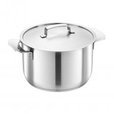 Кастрюля с крышкой Fiskars All Steel 5 L (1064752) предлагает уникальные и экологичные способы приготовления пищи на основе переработанной нержавеющей стали. Толстое трехслойное дно оптимизировано для равномерного распределения тепла на всех типах варочных панелей. Можно также использовать в духовке до 270 градусов. Изготовлена из 90% переработанной стали, его углеродный след на 92% ниже, чем в среднем по отрасли. Красивая матовая отделка требует меньшего количества производственных материалов. Изготовлено для сокращения отходов на 80%, минимизации пыли и материалов, связанных с производством. Внутренняя измерительная шкала. Ручки из нержавеющей стали для безопасного обращения и крышка для контроля пара. Можно использовать в духовке и мыть в посудомоечной машине.