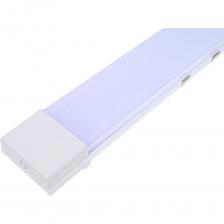 Светильники КОСМОС ДПО-2 предназначены для внутреннего освещения бытовых и общественных помещений. Можно использовать для освещения кафе, холла, офиса или магазина. Идеально подойдёт для создания подсветки в гараже или мастерской, на улице или в шкафу. Габаритные размеры 600мм*76мм*26мм, легко монтируется как на горизонтальную так и на вертикальную поверхность. Набор для монтажа идет в комплекте. Мощность 18Вт, световой поток 1500лм. Рассеиватель Опал равномерно распределит свет в помещении. Светильник работает в диапазоне от 174В до 265В - не перегорит и не потеряет яркость при скачках напряжения в сети. Цвет свечения светильника - 4000 К нейтральный белый, идеально подойдет для кухни, коридора, и других зон, где требуется нейтральный свет. «Здоровый» свет без мерцания не утомляет глаза, а высокий индекс цветопередачи передает естественные цвета и оттенки.