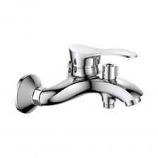 Керамический картридж 40 мм Диаметр декоративных чашек 70 мм Душевой гарнитур в комплекте Межосевое расстояние 150 мм Данное расстояние изменяется за счет входящих в комплект эксцентриков на 15 мм в большую или меньшую стороны.