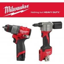 Аккумуляторный шуруповерт Milwaukee M12 FDD2-202 4933479873 Бесщёточный производительный двигатель MILWAUKEE POWERSTATE Металлический патрон 13 мм для тяжёлых задач обеспечит быструю замену и надёжное крепление бит Механическая 13-и ступенчатая муфта, плюс 1 режим блокировки муфты для сверления Встроенный индикатор заряда, металлический крюк для транспортировки на ремне и светодиодная подсветка Универсальная аккумуляторная система: работает со всеми аккумуляторами MILWAUKEE M12 Заклепочник Milwaukee M12 BPRT-0 4933464404 Бесключевой доступ к очистке губок; Комплектуется 4 сменными наконечниками; Встроенные клипса на ремень и петля для шнурка; Наконечник удерживает заклепку в любом положении; До 325 заклепок из нержавеющей стали 4.8 мм на одном заряде 2.0 Ач аккумулятора; Гибкая аккумуляторная система: Milwaukee M12 BPRT-0 4933464404 работает со всеми Milwaukee M12 аккумуляторами.