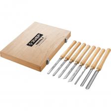 Умелец-8 - набор токарных резцов по дереву из быстрорежущей стали Р6М5 с закалкой до 63HRC. Эргономичные деревянные рукоятки оптимальной формы обеспечивают надежный захват и комфортную работу. Поверхность резцов отшлифована и отполирована. Дополнительные характеристики: Длина лезвия: 120 мм; Полная длина: 380 мм.