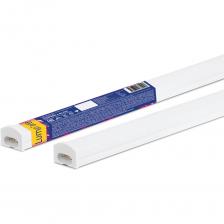 Линейные светодиодные светильники серии T5 МИНИ идеально подходят для общего, локального и акцентного освещения административных и жилых помещений. Они эффективно применяются для: Декоративной подсветки мебели, витрин и прилавков. Подсветки интерьерных элементов. Вспомогательного освещения рабочих мест. Использования в кухнях, ванных комнатах и других бытовых пространствах. Светильники T5 МИНИ гарантируют эффективное, экономичное и безопасное для глаз освещение с равномерным световым потоком без пульсаций (<5%). Использование светильников T5 МИНИ позволяет значительно снизить затраты на электроэнергию благодаря высокой световой отдаче (80 лм/Вт), не жертвуя качеством освещения в жилых и административных помещениях. Гибкость монтажа благодаря возможности шлейфового соединения в линию. Для этого в базовый комплект входят: Торцевые заглушки Крепежный комплект Гибкий соединитель - для нестандартных конфигураций Жесткий соединитель - для прямолинейных конструкций