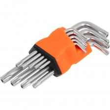 Набор ключей звёздочка TORX T10-T50 9 пр. CrV в держателе DIDTORX1510 Diamond Industrial используется для для широкого спектра бытовых и профессиональных работ: ремонта автомобилей, велосипедов, тормозных систем, разнообразных сборных металлических и деревянных конструкций, техники и т.д. и т.п. - при работе с крепежом, имеющим внутренний шлиц в виде звездочки TORX. Отверстия в торце ключа Высококачественная Cr-V хром-ванадиевая сталь Специальное покрытие обеспечивает защиту от коррозии Набор поставляется в удобном пластиковом держателе для удобной транспортировки и хранения