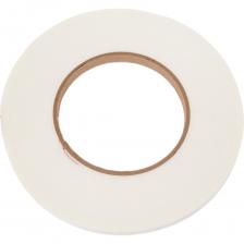 Двухсторонняя клейкая лента с основой из вспененного полиэтилена белого цвета и акриловым клеем с двух сторон. Клей не содержит растворителей, почти без запаха и имеет большой срок службы.Самоклеящаяся монтажная лента обладает высокой начальной адгезией, стойкостью к УФ-излучению, влаге, долгосрочным сцеплением с поверхностью. Рабочая температура от -35 до +80 °С. Температура нанесения +10°С. Может использоваться на улице.Вспененная двусторонняя клейкая лента подходит для крепления предметов со сложной формой, неровных поверхностей, изделий с отверстиями. Она может служить амортизирующей прокладкой, способствуя уменьшению скрипа и улучшению общей прочности конструкции. Выступает альтернативой гвоздям и винтовому креплению.Используется двусторонняя лента для сборки салонов автомобилей, установки молдингов, спойлеров, ветровиков и других элементов.Клейкая лента удобна для сборки стеллажей, шкафов, столов и стульев, помогает собрать и закрепить различные детали витрин, торговых стендов и выставочного оборудования. Необходима при производстве осветительного оборудования, холодильников, жалюзи и рулонных штор. Широко используется для крепежа пластиковых бордюров и плинтусов, нащельников, приклеивания табличек и различных декоративных частей.Так же самоклеящаяся лента применяется для монтажа наружной рекламы, пластиковых букв и объёмных элементов, необходима при производстве сувенирной продукции и различной упаковки.Адгезия:Сталь более 18 N/25мм;Полипропилен более 15 N/25мм.