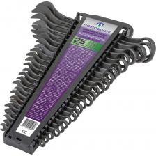 Этот набор комбинированных ключей от Помощник — самый распространённый и популярный тип гаечного ключа, который сочетает в себе рожковый и накидной профили.Основные характеристики:Количество предметов: 25 ключейРазмеры ключей: 6, 7, 8, 9, 10х2, 11, 12х2, 13х2, 14х2, 15, 16, 17х2, 18, 19, 21, 22, 24, 27, 30, 32 ммМатериал: Высококачественная хромованадиевая сталь, обеспечивающая отличную прочность и устойчивость к механическим нагрузкам.Преимущества:Универсальность: Два одноразмерных профиля делают инструмент подходящим для работы в самых труднодоступных местах. Рожковая сторона ключа идеально подходит для доступа к крепежу с одной стороны, а накидная часть с 12 гранями — для работы с высоконагруженными резьбовыми соединениями.Широкая область применения: Набор отлично подходит для ремонта легковых и грузовых автомобилей, мототехники, квадроциклов, снегоходов, гидроциклов, спецтехники, садовой техники и других слесарно-монтажных работ с болтовым и гаечным крепежом.Удобный пластиковый держатель: Все ключи имеют собственную нишу и надежно закреплены на держателе, что обеспечивает легкость транспортировки и хранения. Компактные размеры упаковки делают набор идеальным для хранения в автомобиле.Этот набор комбинированных ключей от Помощник — идеальное решение для тех, кто ценит качество, функциональность и удобство в работе!