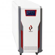 Стабилизатор напряжения «Рубин ТСН» предназначен для поддержания стабильного напряжения в трехфазных электросетях 380 В в соответствии с ГОСТ 13109-97. Стабилизатор обеспечивает защиту от повышенного и пониженного напряжения, электрических помех, высоковольтных скачков и провалов входного напряжения. Стабилизатор оснащен комплексом систем, обеспечивающим надежную защиту как потребителей, так и самого стабилизатора от любых нештатных ситуаций, и рассчитан на непрерывную круглосуточную работу в условиях больших по значению и длительности отклонений напряжения от номинального значения. Тиристорный силовой ключ Надежность и молниеносная скорость реакции электронных ключей на отклонение напряжения. Отсутствие движущихся частей и ненадежных реле. Широкий диапазон входных напряжений Работают даже в самых проблемных сетях. Стабилизируют напряжение при скачках. Чистая синусоида Не вносят искажений, помех и гармоник высшего порядка, оставляя синусоиду напряжения идеально чистой. Отлично подходит для чувствительной техники. Высокая эффективность Низкое собственное потребление и высокая энергоотдача. Меньше выделения тепла, меньше потери мощности. Полный спектр защитных систем Защита от аномальных напряжений, перегрева, короткого замыкания и перегрузки. 100% защита как приборов, так и самого стабилизатора Сенсорный дисплей Большой сенсорный информативный дисплей обеспечивает удобство управления стабилизатором Варисторная защита Надежная защита от импульсов из сети