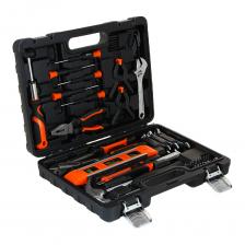 Набор профессионального инструмента ЕРМАК - надежный и практичный комплект, предназначенный для ремонтных работ и обслуживания вашего автомобиля. Изделия набора изготовлены из хромованадиевой и инструментальной стали, что гарантирует работу при больших нагрузках и долгий срок службы. Эргономичные ручки способствуют удобному хвату во время работы. Пластиковый кейс обеспечит компактное хранение и удобную транспортировку.