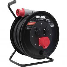 Промышленный удлинитель Gigant КГ 5х4 50м на катушке 80161 предназначен для подачи электроэнергии к электроинструментам, промышленному оборудованию, строительным машинам, генераторам и иному электротехническому оборудованию, требующему безопасного и стабильного подключения на больших расстояниях. Кабель удлинителя соответствует ГОСТ, имеет медные жилы для высокой надежности и мощности. Многофункциональность — подходит как для профессионального использования на строительных объектах, промышленных предприятиях и в ремонтных мастерских, так и для бытовых задач. Удлинитель оснащен 3 розетками: 1х380В 32А и 2х220В 16А. Подключается к сети 380 В, может питать энергопотребителей на 220 В и 380 В. Длина 50 метров позволяет подключать оборудование на значительном удалении от источника питания. Кабель с сечением 5х4 мм? рассчитан на высокие нагрузки (до 32 А), что подходит для подключения мощных электроинструментов и оборудования. Кабель КГ устойчив к отрицательным температурам, удлинитель можно использовать при температурах от -60 до +50°С. Удлинитель поставляется на удобной прочной катушке - аккуратное хранение и лёгкая транспортировка.