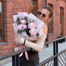 Букет цветов Букет Мукет "Текила-любовь", пионы, эвкалипт, 5 цветов, высота 40 см