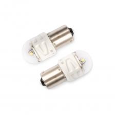 Светодиодная автомобильная лампа P21W (BA15S) 9-18v white. Светодиоды вспомогательного света. Белый свет. Данные диодные лампочки используются в качестве автоламп стоп-сигналов, фонаря заднего хода, указателя аварийной сигнализации, противотуманных огней. Цоколь BA15s. Рабочее напряжение 9-18 В позволяет использовать лампы для легковых автомобилей. Мощность 2,6 W. Световой поток 280 Lm на одну лампу. Светодиодные LED лампы - это современная энергоэффективная и надежная альтернатива традиционным лампам накаливания. Основные преимущества светодиодов - пониженное энергопотребление и высокая энергоэффективность. Длительный срок службы (около 3000 часов). Малая инерционность. Отсутствие ультрафиолетового и инфракрасного излучения. В комплекте 2шт.