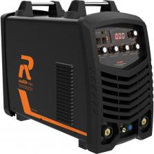 Пневматический степлер используется на всех этапах строительства и ремонта для быстрого крепления фанеры, вагонки, картона, кожи и других покрытий. Сжатый воздух от компрессора (пневматической линии) приводит в действие пневматический ударный механизм. Поршень с бойком совершает вертикальные возвратно-поступательные движения в цилиндре ударного механизма. Рабочее движение (вниз), используя энергию сжатого воздуха, приводит к удару бойка по скобе, подаваемому толкателем из магазина степлера. В степлере используется магазин (реечная обойма) ёмкостью до 100 крепёжных элементов. Обратный ход поршня с бойком, после отпускания курка (закрытие клапана подачи воздуха), обеспечивается давлением воздуха в цилиндре. Воздух, не подающийся в цилиндр, выпускается через дефлектор в верхней части цилиндра. Вращением дефлектора вдоль своей оси, изменяется направление выходящего потока воздуха. Включение степлера осуществляется нажатием на курок выключателя, после нажатия (взведения) прижимной (предохранительной) скобы. Изготовитель/Поставщик не отвечает за повреждения, вызванные ненадлежащим использованием степлера. Риск несёт исключительно пользователь. Использование по назначению предполагает соблюдение инструкций по эксплуатации, а также требований по проверке и техническому обслуживанию.