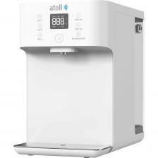 Всё в одном! Обратный осмос, пурифаер, диспенсер, термопот. И не нужно подключать к водопроводу! Передовая технология обратного осмоса позволяет получить по-настоящему чистую воду; Три температурных режима разбора воды: 25? - комфортная комнатная температура, 45? — оптимальная температура для разведения смесей из сухого молока, 95? — правильная для заваривания вкусных чая и кофе; Сверхлегкое обслуживание — всего один картридж объединивший в себе полноценную префильтрацию и мембрану 75G. Замена картриджа по системе QuickTwist происходит одним поворотным движением; Сбалансированная тихая помпа — наполняет внутреннюю емкость для чистой воды со скоростью 0,3 л/мин; Smart процессор - управляет всеми режимами работы фильтра: отслеживает оставшийся ресурс и напоминает о необходимости замены картриджа; промывает мембрану свежей водой; отслеживает уровень воды в исходной емкости, предотвращает «пустой нагрев»; Автономность — не нужно подключение к водопроводу и дренажу. Ёмкость для исходной воды имеет объем 4 литра, это позволяет получить 3л очищенной воды до её повторного наполнения; Дружелюбный, интуитивно понятный интерфейс; Картридж комбинированный atoll Freelancer PCR (префильтры+мембрана): Каскад префильтров, полипропилен и активированный уголь — задерживают нерастворимые частицы, соединения хлора и органические вещества. Обратноосмотическая мембрана — эффективно удаляет практически все загрязнения, в том числе бактерии, вирусы, тяжелые металлы, жесткость, и прочие вредные вещества.