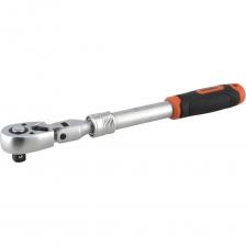 Телескопическая шарнирная трещотка имеет стандартный присоединительный квадрат 1/2" с фиксирующим шариком и механизмом быстрого сброса. Корпус трещотки изготовлен из CR-V инструментальной стали. Износостойкая, пригодна для долговременного использования при максимальных нагрузках. Флажковый механизм трещотки позволяет переключать направление рабочего вращения и обеспечивает минимальный угол поворота 5 градусов за счет привода с 72-мя зубцами. Шарнирное соединение рабочей головки с рукояткой трещотки позволяет применять инструмент для работы в труднодоступных местах. Имеет телескопическую конструкцию рукоятки с фиксатором положения и эргономичную резиновую рукоятку. Защищена от коррозии хромированием с эффектом матовой поверхности.