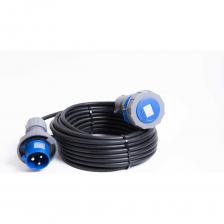 Этот высоконадежный промышленный удлинитель предназначен для подключения мощного оборудования в условиях, требующих повышенной защиты от пыли и воды. Кабель изготовлен из морозостойкого, гибкого и устойчивого к механическим повреждениям материала КГтп-ХЛ, что обеспечивает его долговечность и безопасность эксплуатации даже в сложных погодных условиях. Тип кабеля: КГтп-ХЛ — морозостойкий, гибкий, устойчивый к механическим воздействиям и климатическим воздействиям Количество жил и сечение: 3 жилы по 4 мм? — обеспечивает передачу тока до 32А Номинальный ток: 32 А — подходит для подключения мощных электроприборов и промышленного оборудования Напряжение: 220 В Разъемы: Вилка IEC60309, 32А — промышленный стандарт для надежных соединений высокой мощности Розетка IEC60309, 32А — обеспечивает безопасное и надежное подключение Степень защиты: IP67 — полный пылезащитный корпус и защита от временного погружения в воду (до 1 м до 30 минут)