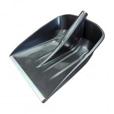 Снеговая лопата Скандинавская 360*460мм от производителя ООО ПК Тандем-АГРО, изготавливается из вторичного полипропилена, оснащена алюминиевой планкой для защиты рабочего полотна лопаты от повреждений. Имеет ребра жесткости, которые исключают перегиб или перелом лопаты. Данная лопата может комплектоваться черенком Ф32мм.Лопата очень прочная и удобная. Предназначена для уборки снега, расчистки дорожек, тротуаров и подъездных путей.Полотно лопаты имеет удобную форму для работы со снегом или другими материалами по необходимости.Внимание! Данная лопата поставляется без черенка.