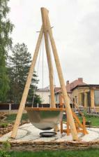 Банный чан Елисей Силович на бревнах