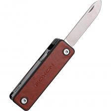 Мультитул Roxon M4 - идеальный инструмент для решения различных ситуаций: в доме, в путешествии, на охоте, рыбалке или в повседневной жизни. Миниатюрная модель не утяжеляет рюкзак и почти незаметна в кармане. В комплектацию мультитула входят 10 инструментов: нож с прямым лезвием; ножницы; крестовая и плоская отвертки; кусачки и пилочка для ногтей; открывалка для консервных банок и бутылок; сантиметровая линейка; держатель бит. Клинок ножа выполнен из прочной нержавеющей стали 5Cr15MoV. Лезвие долго держит остроту режущей кромки, хорошо сопротивляется коррозии и отлично справляется с работой, требующей силовые нагрузки. Остальные детали состоят из нержавеющих сталей 3Cr13 и 2Cr13. Рукоятка многофункционального ножа изготовлена из АБС-пластика с кожаными вставками, что добавляет ножу стильное оформление. Компактные размеры этой модели в закрытом виде не превышают 70х19х16 мм, а вес составляет всего 64 грамма. Каждый инструмент мультитула оснащен функцией блокировки. Детали надежно закреплены в корпусе, что делает использование мультиинструмента удобным и безопасным. Чтобы достать нужный инструмент, нужно нажать на кнопку и выдвинуть деталь.