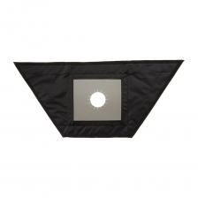 Врезка под дымоход HIGASHI Universal 65-85мм 01326 выполнена из негорючей ткани и нержавеющей стали. Подходит для палаток HIGASHI. Плавающий диаметр под трубу 65 - 85 мм. Крепление на липучках.