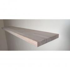 Полка для гостиной. Полка для спальни. Полка для детской. Полка для прихожей. Полка для коридора. Полка для кухни. Полка для веранды. Полка для беседки. Внимание! Размеры парящей полки MW в собранном виде в мм указаны в названии. 40x250x1900 означает: толщина 40 мм, глубина от фронта к стене 250 мм, ширина (длина) вдоль стены – 1900 мм. Оригинальная навесная настенная полка MW из массива лиственницы толщиной 40 мм, сращенный щит сорта Экстра, фаски снизу и сверху с трех сторон, отшлифована на итальянском оборудовании, в комплекте со скрытыми крепежами – от 2 шт до 6 шт в зависимости от длины, отверстия под крепежи подготовлены, не окрашена. Шаг крепления в зависимости от длины полки – до 1 метра – 2 полкодержателя, до 1,5 метра – 3 полкодержателя, до 2 м – 4 полкодержателя, до 2,5 м – 5 полкодержателей, до 3 метров – 6 полкодержателей. Нагрузка на каждый полкодержатель максимум 10 кг при равномерном распределении нагрузки по площади полки. Монтаж полки интуитивно прост, инструкция не понадобится. Материал полкодержателей – сталь, сделаны в Италии. Полку необходимо покрыть или маслом, или лаком, или краской в два слоя, обильно, по всей площади. Первый слой обычно сохнет несколько дней. Затем наносится второй слой, который должен хорошо высохнуть и только после этого можно приступать к монтажу.