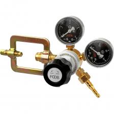 Редуктор ацетиленовый предназначен для понижения и регулирования давления ацетилена, поступающего из баллона, и автоматического поддержания постоянного рабочего давления ацетилена при питании постов и установок газовой сварки, резки, пайки и других технологических процессов. Вся продукция FOOBтм соответствует нормам ТР ТС и проходит испытательный контроль на лабораторных стендах в России, что исключает возможный брак, утечку газа при работе, а так же подтверждает соответствие заявленным паспортным характеристикам. Давление газа на входе: 2,5 МПа Рабочее давление газа: 0,15 МПа Выходной ниппель: под рукав D 6,3 / 9 мм. Рабочая температура: от -25 °С до +50 °С Материал корпуса: алюминий Материал крышки: сталь