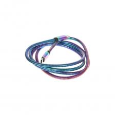 Кабель Qumo Type С - Type C подходит для синхронизации современных планшетов, смартфонов и других устройств с Type C, а также для подзарядки их аккумуляторов. Яркий цвет, металлическая оплётка защищает кабель от разрыва и спутывания.