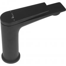 OLIVE'S Смеситель для раковины VIAR, черный 28100VRB сочетает современный дизайн с безупречной функциональностью. Оснащенный керамическим картриджем, он обеспечивает плавное и точное регулирование температуры и напора воды, исключая протечки. Оптимальная высота (14,5 см) и длина излива (16,5 см) создают удобство для пользователей, а диаметр основания (5 см) гарантирует устойчивость. Хромированное покрытие латунного корпуса устойчиво к коррозии и износу, сохраняя эстетичный вид на долгие годы. Простота монтажа на раковину и минималистичный дизайн делают VIAR идеальным выбором для современных интерьеров. Долговечность – латунный корпус и хромовое покрытие устойчивы к повреждениям. Точная регулировка – керамический картридж для плавного управления водой. Эргономичный дизайн – оптимальные размеры для комфортного использования. Простота ухода – гладкая поверхность легко очищается от загрязнений. Современный стиль – универсален для интерьеров в духе минимализма и хай-тек. Смеситель VIAR 28100VRB – это надежное и стильное решение для раковины, сочетающее качество материалов, удобство эксплуатации и лаконичный дизайн.