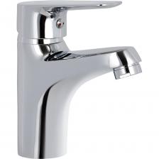 Современный однорычажный смеситель для раковины с монолитным изливом от компании «СЛАВЕН» c собственной сборочной линией полного цикла в Подмосковье. Изготовлен из высококачественной латуни, соответствующей ГОСТ 15527-2004. Сертифицирован в Главном контрольно-испытательном центре питьевой воды ООО «ГИЦ ПВ». Продукция СЛАВЕН обеспечена гарантийным обслуживанием в течении 8 лет с момента покупки. Комплектуется гибкой подводкой из фибронейлона собственного производства, паспортом изделия с гарантийным талоном, металлическим аэратором и универсальной монтажной гайкой. Тип затвора: картридж керамический, 35 мм Тип крепления: универсальная монтажная гайка Тип подводки для воды: подводка гибкая в нейлоновой оплетке, длина 500 мм Тип аэратора: c металлической сеткой