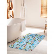 Коврик для ванной противоскользящий на пол 60х100 см станет ярким акцентом для создания домашнего уюта в интерьере вашей ванной комнаты. Большой половик для ванной, душевой и туалета выполнен из мягкого и приятного материала велсофт (100% полиэстер) с тонкой прослойкой из поролона. Велсофт- мягкий ворс, который обеспечивает комфортное прикосновение при хождении босиком. Основание изделия изготовлено из нетканого материала с антискользящим покрытием, что предотвращает его скольжение по плитке и кафелю. Края прямоугольного коврика надежно обработаны, не распушатся (не деформируются) во время эксплуатации. Быстро высыхает и не теряет своих свойств при длительном контакте с влагой. Универсальное изделие подходит для использования в бассейне, сауне, спальне в качестве прикроватного коврика и как коврик для детей. Аксессуар для ванной мгновенно впитывает влагу, быстро сохнет и не линяет. Уход: стирать при температуре 30-40 градусов, выбирая деликатный режим стирки и отжим не более 800 оборотов. НЕ ОТБЕЛИВАТЬ! Декоративная защитная подстилка с фотопринтом подходит для дома и дачи, хороший подарок маме, бабушке, папе, дедушке на День рождения, юбилей и новоселье. В комплект к коврику вы можете подобрать шторку для ванной и корзинку для белья под брендом JoyArty. Яркость рисунка может отличаться от изображения на сайте. Допустимо отклонение в размерах +- 2 см.