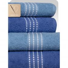 Набор махровых полотенец коллекции Модико – это сочетание современного дизайна и минималистичного бордюра в ЭКО-стиле. Полотенца приятные на ощупь, обладают великолепными впитывающими свойствами и отлично подойдут для дома, бани, спортзала или бассейна. Нежные и мягкие, махровые полотенца создают ощущение невесомости и уюта подобно облаку.