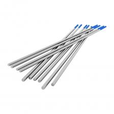 Электроды вольфрамовые WL-20 2х175 мм, 10 шт GROVERS Y24070047 предназначены для сварки всех типов сталей и сплавов на переменном (AC) и постоянном токе (DC). Электроды из сплава вольфрама с оксидом лантана WL-20 имеют очень легкий первоначальный поджиг дуги, низкую склонность к прожогам, устойчивую дугу и отличную характеристику повторного зажигания дуги. Добавление 2,0% оксида лантана увеличивает максимальный ток, несущая способность электрода примерно на 50% больше для данного типоразмера при сварке на переменном токе, чем чисто вольфрамового. По сравнению с цериевыми и ториевыми, лантановые электроды имеют меньший износ рабочего конца электрода. Лантановые электроды более долговечны и меньше загрязняют вольфрамом сварной шов. Оксид лантана равномерно распределен по длине электрода, что позволяет длительное время сохранять при сварке первоначальную заточку электрода. Это серьезное преимущество при сварке на постоянном (прямой полярности) или переменном токе от улучшенных источников сварочного тока, сталей и нержавеющих сталей. При сварке на переменном синусоидальном токе рабочий конец электрода должен иметь сферическую форму. Внимание, изображение товара может отличаться от реального! Верные параметры указаны в технических характеристиках товара.