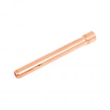 Держатель цанги TIG - это ключевой элемент в системе сварки с использованием вольфрамовых электрородов (TIG). Он обеспечивает надежное крепление и позиционирование цанги, которая удерживает вольфрамовый электрод во время сварочных работ.Материал: изготавливается из прочной стали или другого устойчивого к коррозии материала, что обеспечивает долговечность и надежность в условиях высокой температуры.Совместимость: Держатель цанги предназначен для использования с вольфрамовыми электродами разных диаметров, что делает его универсальным инструментом для множества сварочных задач.Легкость установки: Интуитивный механизм зажима позволяет быстро и легко заменять электроды, минимизируя время простоя в работе.Эргономика: Держатель специально разработан для удобства в использовании, что позволяет снизить утомляемость оператора при длительных сварочных работах.Применение:Держатель цанги TIG используется в промышленных и домашних условиях для сварки различных металлов, включая алюминий и нержавеющую сталь. Он идеально подходит для тонкостенных конструкций и работ, требующих высокой точности.