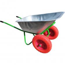 Тачка усиленная на 2-х полиуретановых (литых) колесах, предназначена для перевозки сыпучих материалов, строительного мусора, удобна на строительной площадке или на дачном участке. Максимальная грузоподъемность до 320 кг.Тачка проста в эксплуатации, легко собирается. Корыто сделано из оцинкованного стального листа. Тачка вместительная, устойчивая и имеет хорошую проходимость. Объем кузова 130 литров, считается объемом сыпучих грузов. Два полиуретановых колеса обеспечивают хорошую проходимость и снижают риск опрокидывания. Предусмотрены резиновые накладки на ручки тачки. Внимание! Цвет может отличаться от представленного на фото!