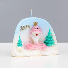 Свеча декоративная «Змея 2025 с голубым небом»