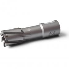 Сверло корончатое TCT AT-S предназначено для магнитных сверлильных станков. С помощью держателя КМ/WELDON 19 - корончатое сверло адаптируется и на стационарные сверлильные станки. Сверло корончатое оснащено напайками из твердого сплава TCT. Обладает высокой износостойкостью и подойдет для сверления сталей, сверхпрочных сталей и сплавов, нержавейки, а также рельсов. Максимальная стойкость и оптимальная геометрия режущих кромок. Для сверления необходимо использовать центрирующий штифт (пилот, направляющая) размер 7.98х90 мм, в комплект поставки не входит и приобретается отдельно. Рекомендовано применять СОЖ для охлаждения. Внимание, изображение товара может отличаться от реального! Верные параметры указаны в технических характеристиках товара.