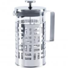 Френч-пресс имеет элегантную оправу из резной нержавеющей стали. Оправа защищает колбу от ударов и не дает вам обжечься о горячую поверхность. Для приготовления напитка насыпьте в колбу молотый кофе, залейте горячей водой, опустите пресс-фильтр и оставьте настаиваться. Молотый кофе пресс-фильтр плотно прижмет к дну кофейника, а уплотнительное кольцо не даст ему попасть в напиток. Пресс-фильтр изготовлен из прочной нержавеющей стали и прослужит долго даже при многократном использовании. Колба френч-пресса сделана из жаропрочного боросиликатного стекла. Такая колба не лопнет, если в нее налить кипяток или поставить на холодную поверхность, однако избегайте термического шока — например, не ставьте в холодильник колбу френч-пресса перед ее наполнением кипятком. Она устойчива к царапинам и не мутнеет со временем. Модель неприхотлива в уходе и максимально легко моется, в том числе, вы можете вытащить колбу для использования в посудомоечной машине. Френч-пресс Werner Cona 50285 имеет объем 600 мл и отличается универсальностью – он подойдет не только для кофе, но и для заваривания чая, и различных трав. Также он может использоваться для взбивания молока. Сделайте каждую чашку своего кофе немного вкуснее и ароматнее вместе с френч-прессом Werner Cona 50285!