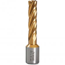 Корончатое сверло Cutrun из серии GOLD-LINE, рабочая длина 55 мм, диаметр сверла 13 мм, хвостовик Weldon19 (универсальный) (артикул HWG55L-12). Сверла изготовлены из высоколегированной стали специального типа HSS-XE, твердость режущих кромок (до 68 HRC). Имеют специальное покрытие Gold-Tech, увеличивающее износостойкость сверла. Имеет комбинированный хвостовик типа Universal/Weldon 19. Используется на магнитных и стационарных сверлильных станках. Сверла Cutrun разработаны и производятся по классическим немецким технологиям, на том же оборудовании, по тем же ISO и даже из тех же сталей. Поэтому они способны полностью заменить привычную европейскую оснастку (такую как корончатые сверла KARNASCH, корончатые сверла FEIN, корончатые сверла Rotabroach) и других производителей (таких как GTOOL, EUROBOOR) аналогичных типоразмеров. Они имеют сопоставимый ресурс, при этом стоимость выполнения отверстий даже выигрывает — за счет отсутствия переплаты за мировой бренд.