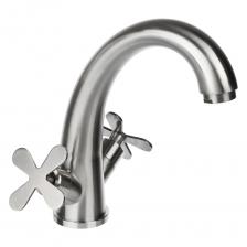 Смеситель для раковины СоюзКран из нержавеющей стали удобен для мытья рук, подходит для небольшой раковины. Конструктивная особенность корпусов смесителей из нержавеющей стали делает их максимально устойчивыми к любым перепадам давления, изделия очень прочные, устойчивы к коррозии и имеют долгий срок эксплуатации. Модель подойдет для дома, дачи и для мест общественного пользования. Смеситель оснащен надежными керамическими кран-буксами 1/2, которые позволяют быстро настроить нужную температуру и напор воды.