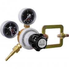 Редуктор ацетиленовый предназначен для понижения и регулирования давления ацетилена, поступающего из баллона, и автоматического поддержания постоянного рабочего давления ацетилена при питании постов и установок газовой сварки, резки, пайки и других технологических процессов. Используемый газ - Ацетилен, Присоединительный размер входной - Хомут с прижимным винтом, Выходной ниппель - под рукав ? 6,3 / 9 мм, Пропускная способность - 5 м?/ч, Давление газа на входе - 2,5 МПа, Рабочее давление газа - 0,15 МПа, Рабочая температура - от -25 °С до +50 °С, Материал корпуса - алюминий, Материал крышки - сталь.