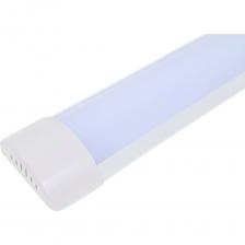 Светильники КОСМОС ДПО-1 предназначены для внутреннего освещения бытовых и общественных помещений. Можно использовать для освещения кафе, холла, офиса или магазина. Идеально подойдёт для создания подсветки в гараже или мастерской, на улице или в шкафу. Габаритные размеры 600мм*64мм*25мм, легко монтируется как на горизонтальную так и на вертикальную поверхность. Набор для монтажа идет в комплекте. Мощность 18Вт, световой поток 1500лм. Рассеиватель Опал равномерно распределит свет в помещении. Светильник работает в диапазоне от 174В до 265В - не перегорит и не потеряет яркость при скачках напряжения в сети. Цвет свечения светильника - 4000 К нейтральный белый, идеально подойдет для кухни, коридора, и других зон, где требуется нейтральный свет. «Здоровый» свет без мерцания не утомляет глаза, а высокий индекс цветопередачи передает естественные цвета и оттенки.