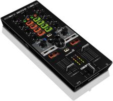 Reloop Mixtour Портативный DJ-контроллер
