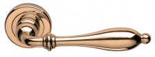 Дверная ручка Лирика Цвет фурнитуры:OLV латунь блестящая