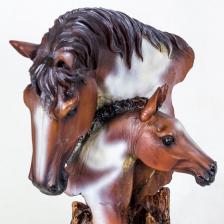 Статуэтка керамическая «Лошади на постаменте» – фото 1
