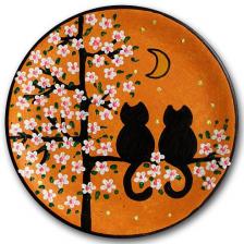 Декоративная тарелка Коты на вишне, оранжевый фон, дизайн 2 (15 см)