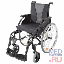 Инвалидная кресло-коляска Invacare Action 3 с пневматическими задними колесами