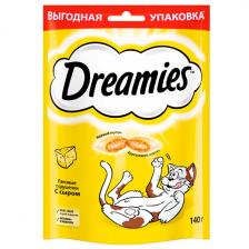 Лакомство Dreamies подушечки для кошек с сыром 140 гр
